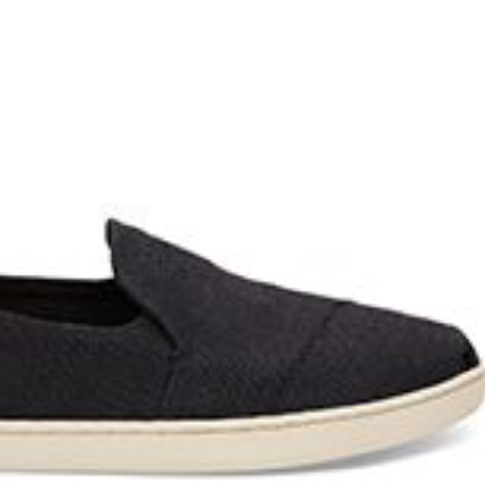 Toms Shoes